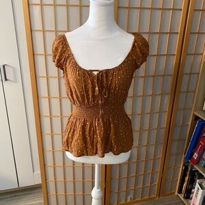 E & M Brown White Polka Dots Top Size Medium Smocked Peplum Blouse